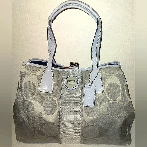 ~Like New~ Stunning COACH Signature Stripe XL Ice Blue Framed Kisslock Satchel~ - Picture 7 of 16